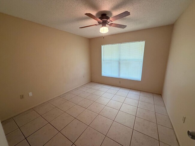 Building Photo - 4008 Palau Dr