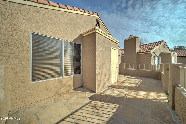 Building Photo - 7040 W Olive Ave