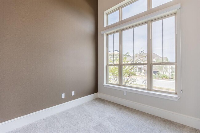 Building Photo - 499 Anfield Cir