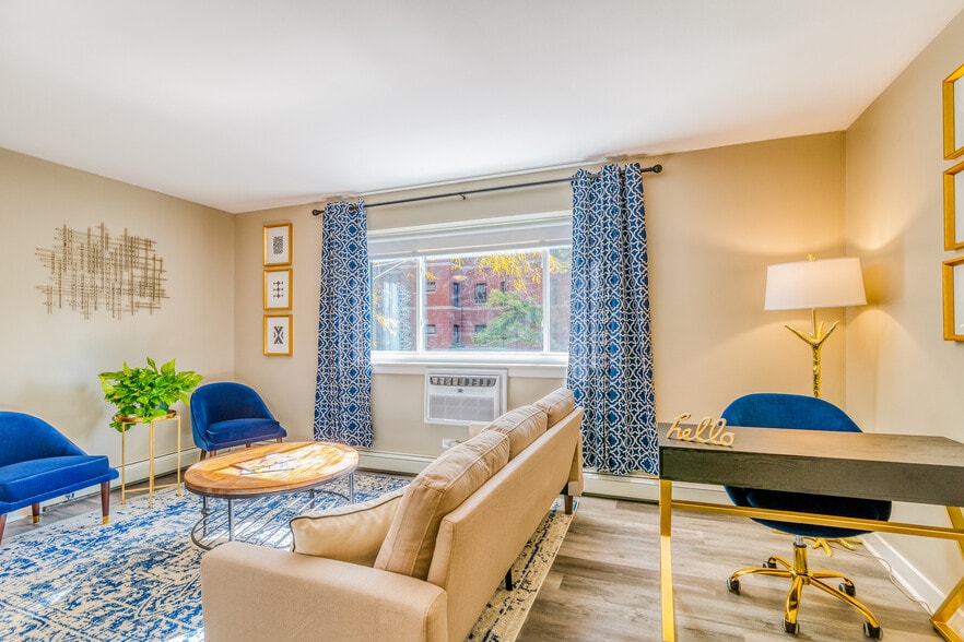 The Maynard at 5115 N Sheridan 51015115 N Sheridan Rd Chicago IL