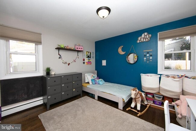 Building Photo - 521 5th Ave