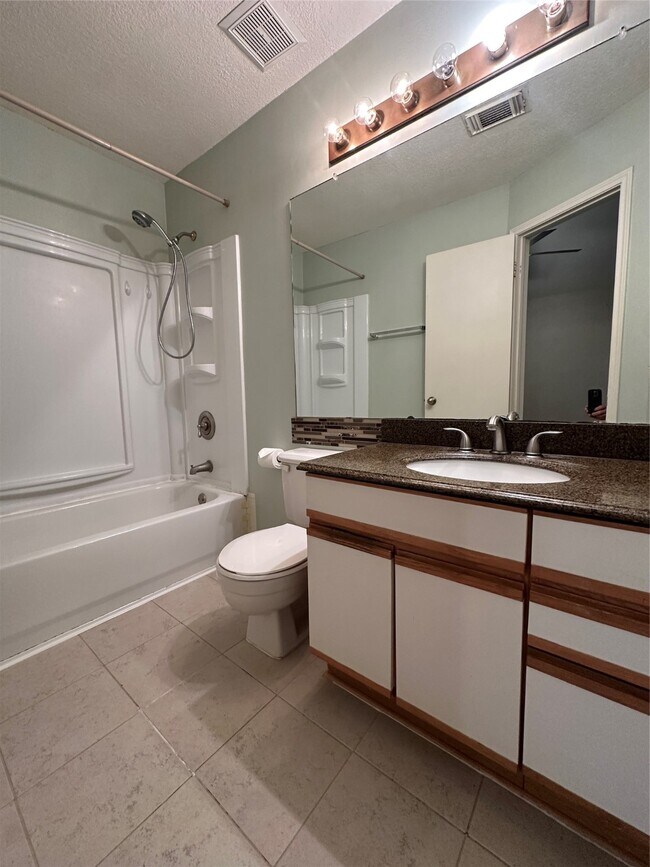 Building Photo - 2910 Grants Lake Blvd