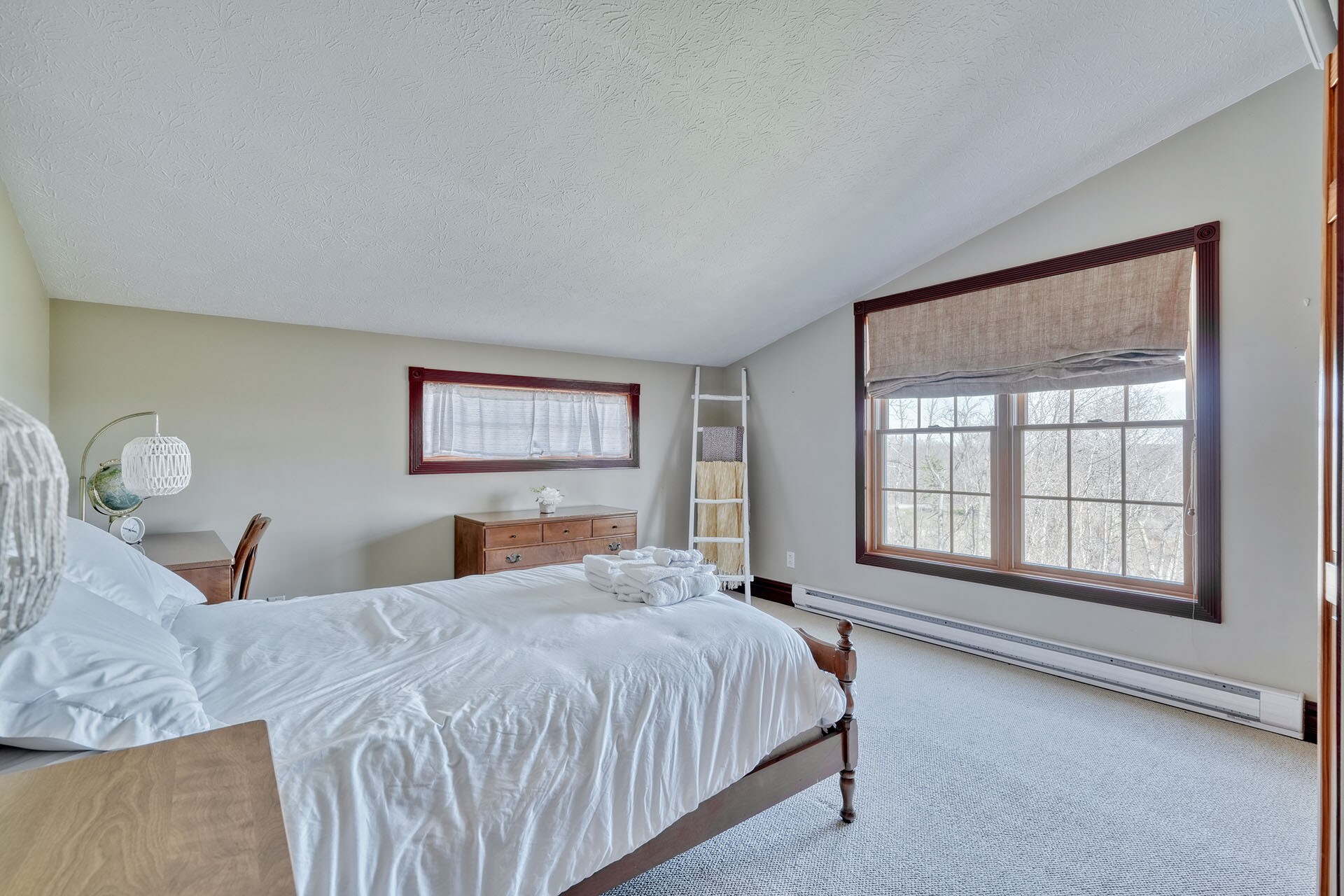 Building Photo - 5265 Old West Lake Rd