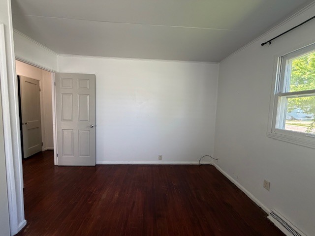 Building Photo - 530 S Kenmore St