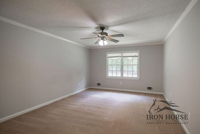 Building Photo - 8671 Macon Hwy