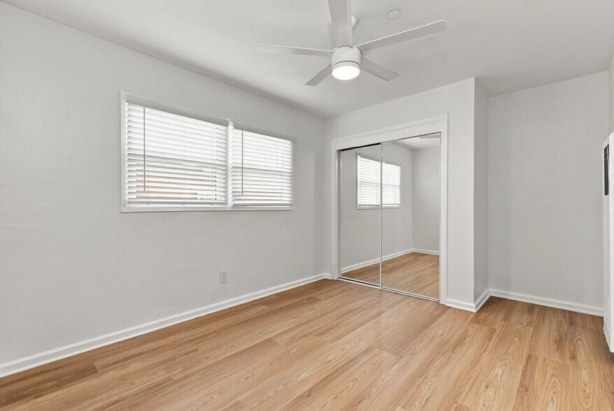 Building Photo - 136 Brightwood Ave
