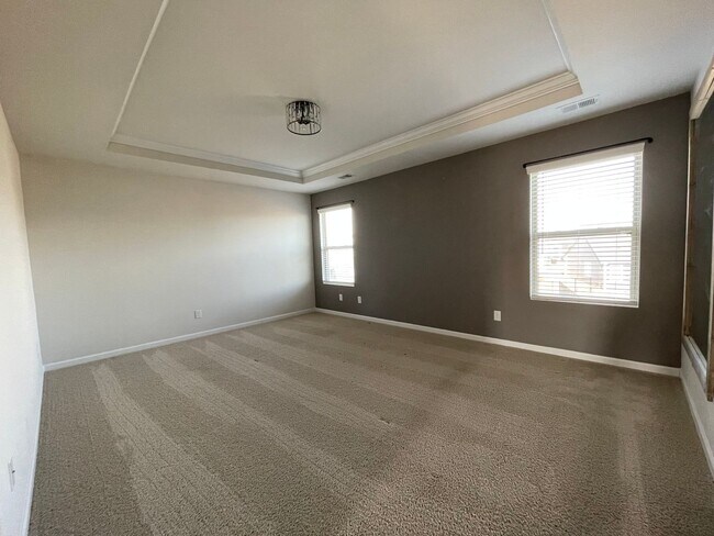 Building Photo - 5BD/3BA Beautiful home within Braeburn nei...