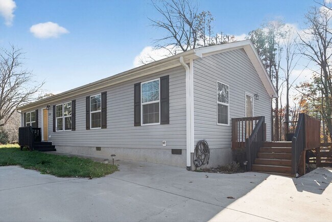 Building Photo - 318 Souther Rd