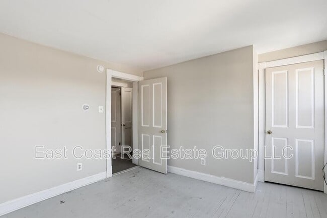 Building Photo - 13 N Maryland Ave