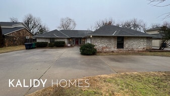 Building Photo - 12510 Maple Ridge Rd
