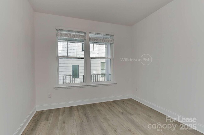 Building Photo - 12032 Storm Ln