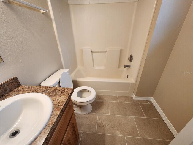 Building Photo - 6913 Long Needle Ct