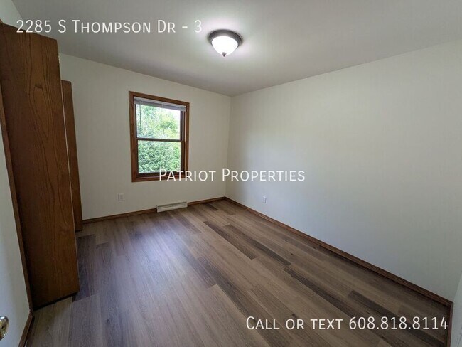 Building Photo - 2285 S Thompson Dr