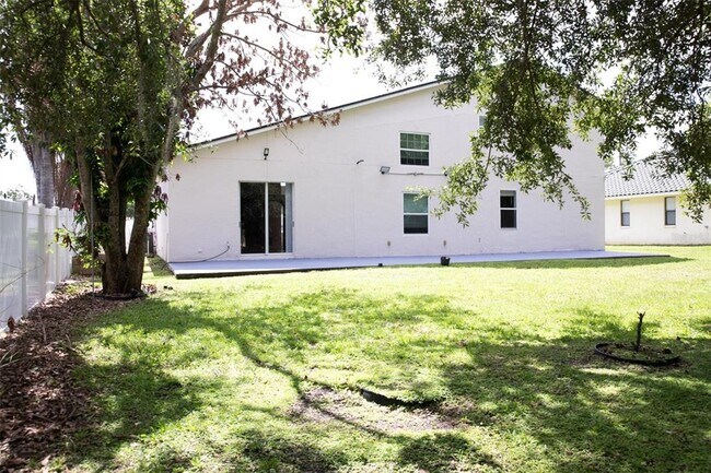 Building Photo - 9768 Bay Vista Estates Blvd