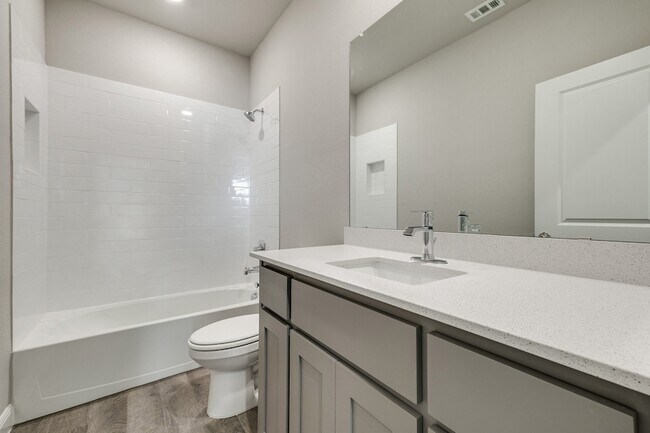 Building Photo - 14616 Bootes Dr