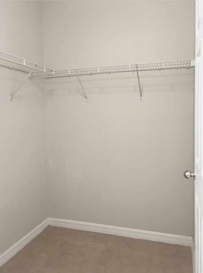 Building Photo - Upgraded 2/2 Condominium in Millenia at Mosaic
