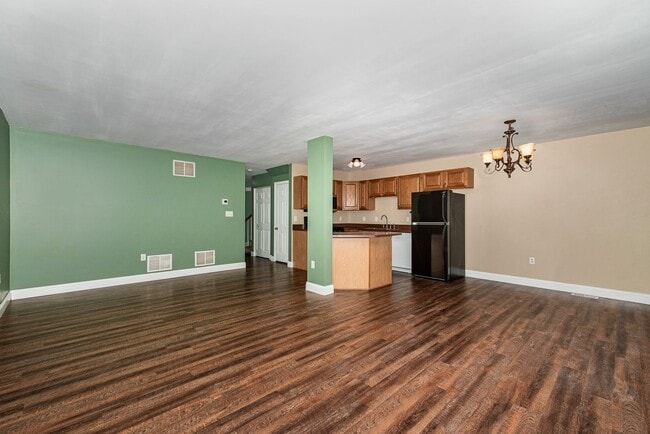 Building Photo - 129 Buckley Dr