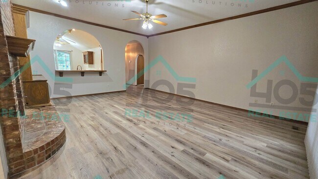 Building Photo - 3 Bed CA Schools