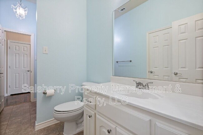 Building Photo - 9313 Bayard St