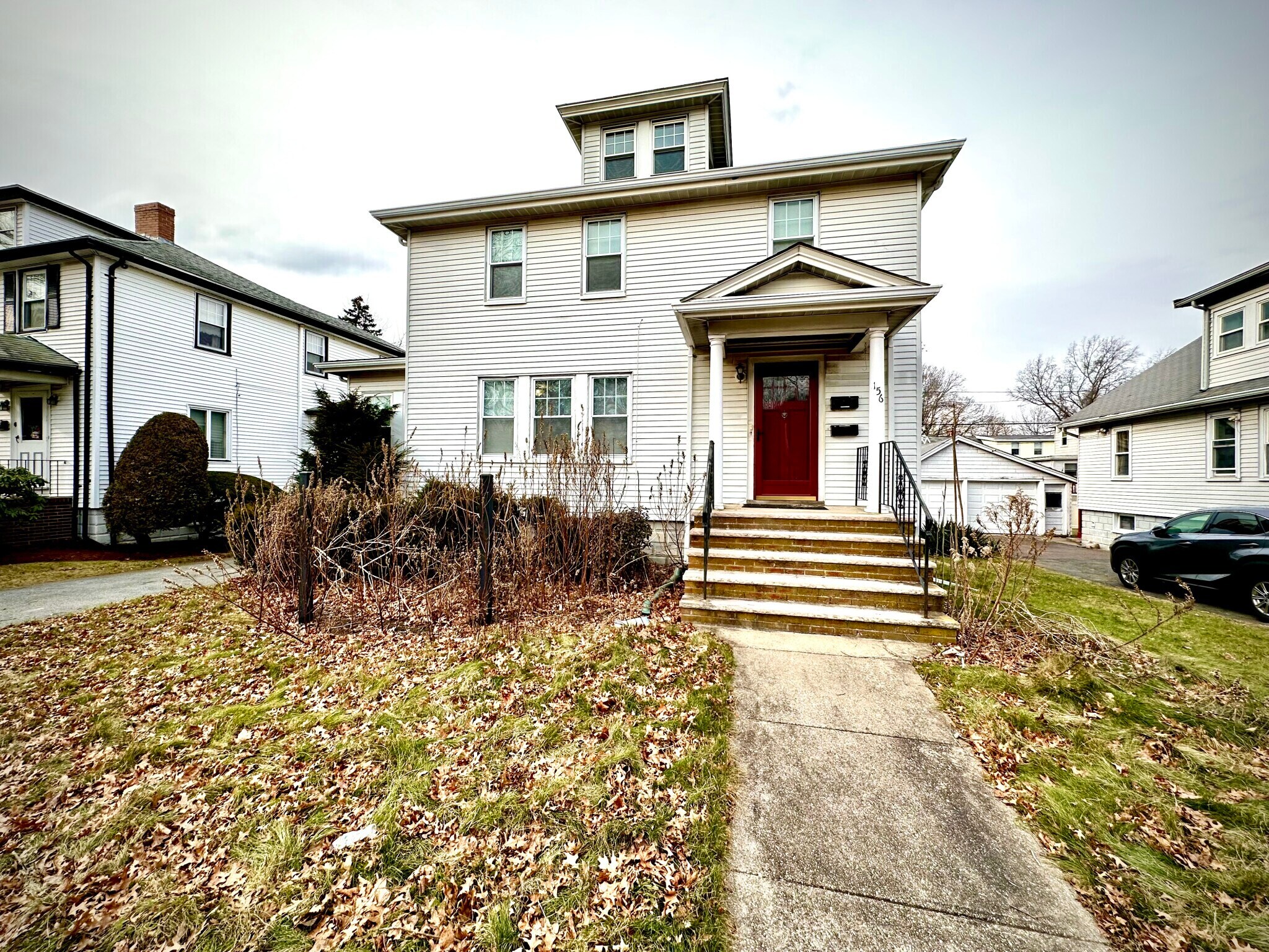 Building Photo - 156 Main St