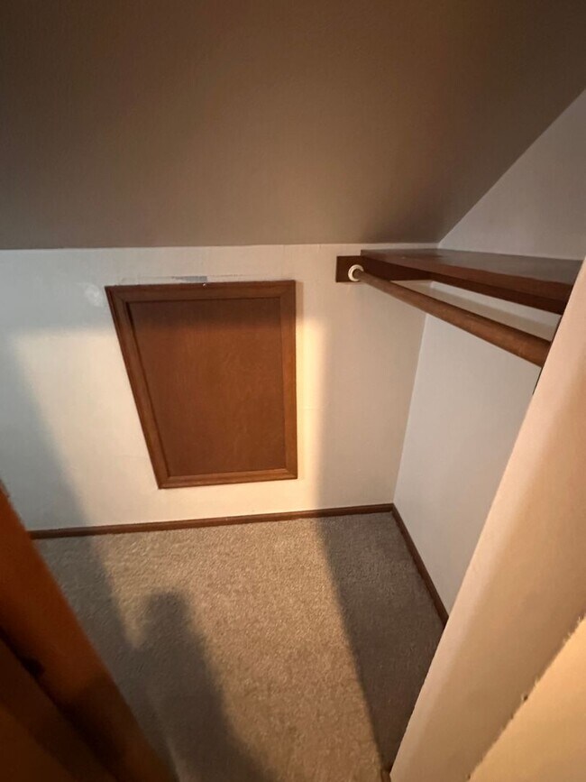 Building Photo - Bungay 22nd Ave Apartments - UW