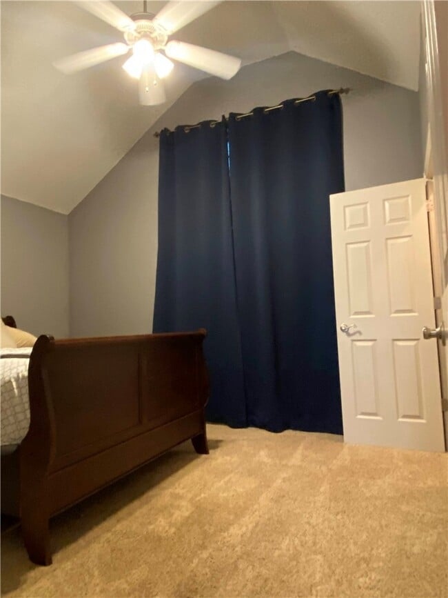 Building Photo - 2949 Bluegrass Pl