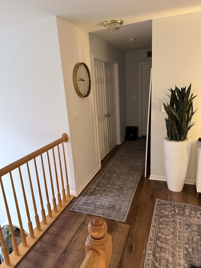 Building Photo - 2727 Borkshire Ln