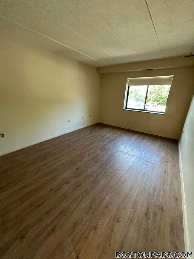 Building Photo - 30 Normandy Ave