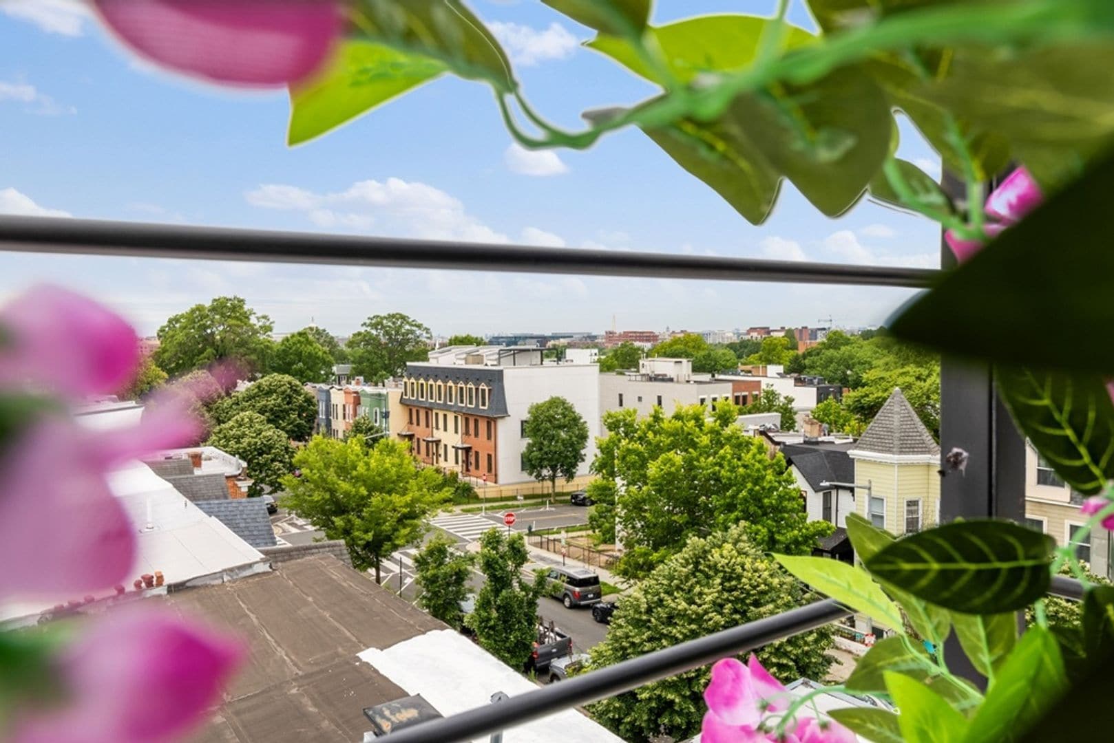 Building Photo - 1417 Montello Ave NE