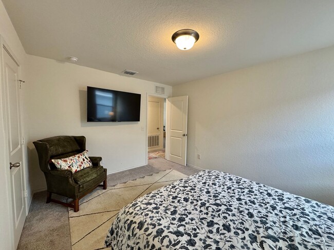 Building Photo - 5003 Cassiopeia-