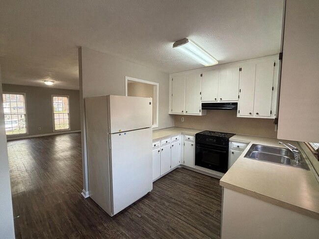 Building Photo - 5296 Weyden Trail