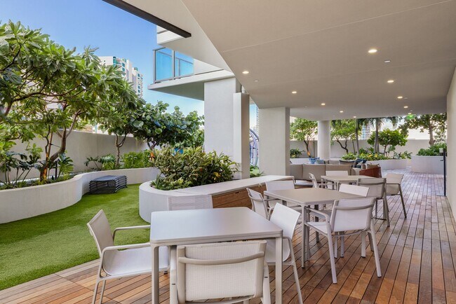 Building Photo - Sky Ala Moana West #1508 - Live in the heart of Honolulu!