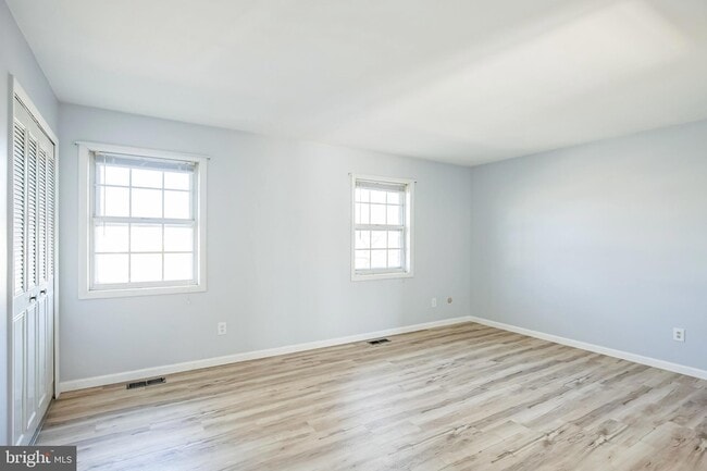 Building Photo - 29 Maureen Ct