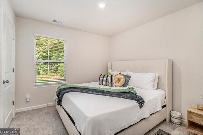 Building Photo - 836 Bentley Dr