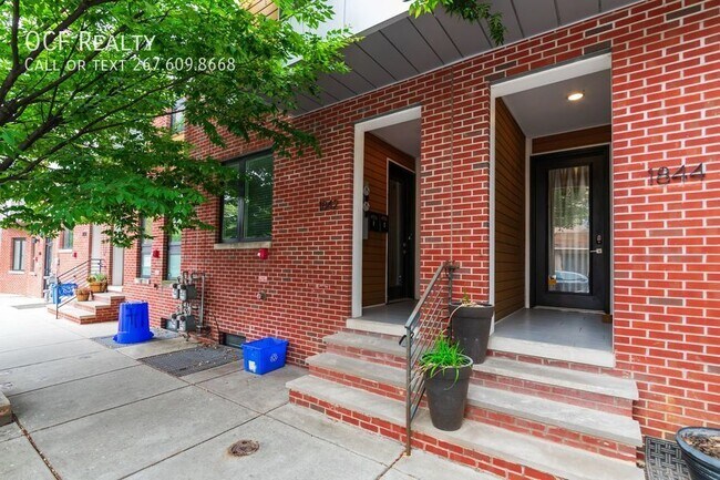 Building Photo - 1842 Frankford Ave