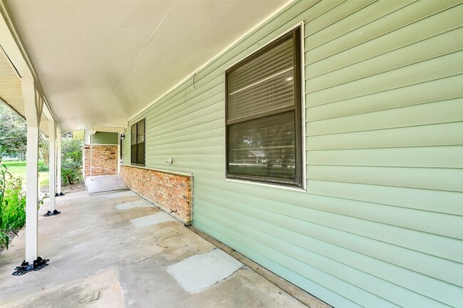 Building Photo - 3605 Longherridge Dr