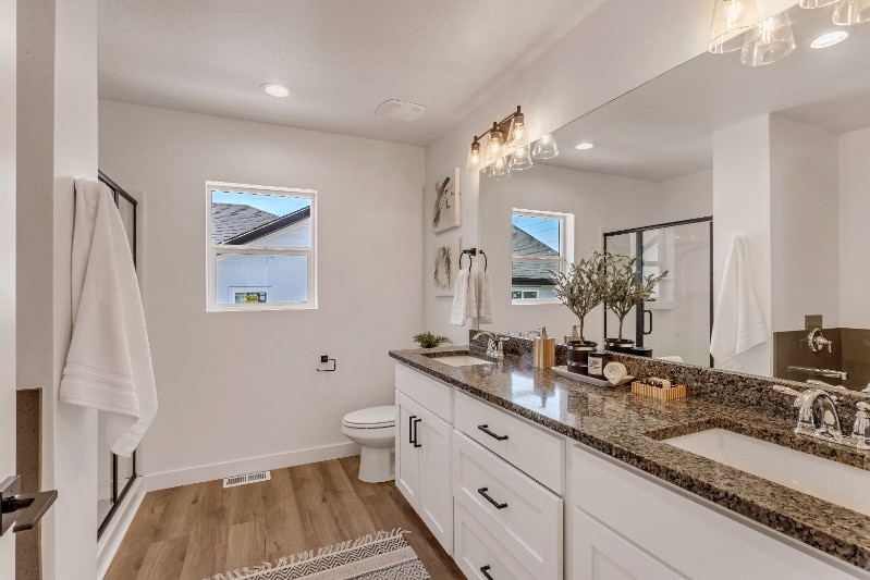 Building Photo - 1302 S 1100 E