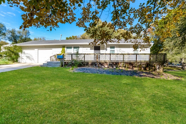 Building Photo - 13144 Ashland Ave