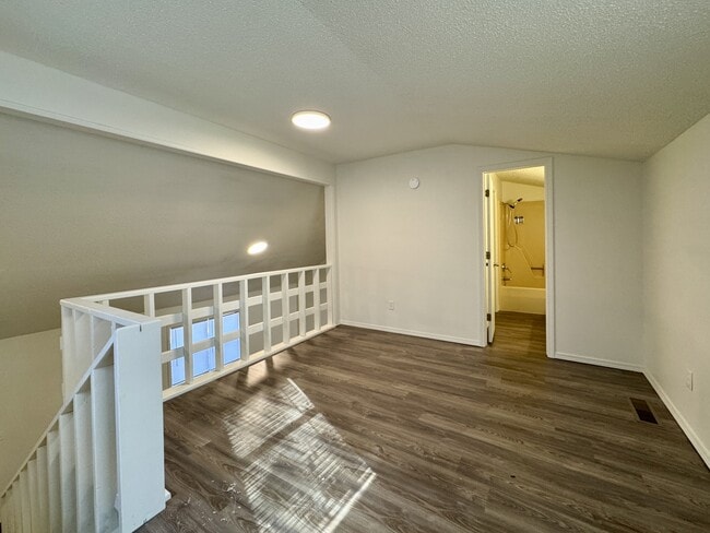 Building Photo - 101 Adirondack Loop