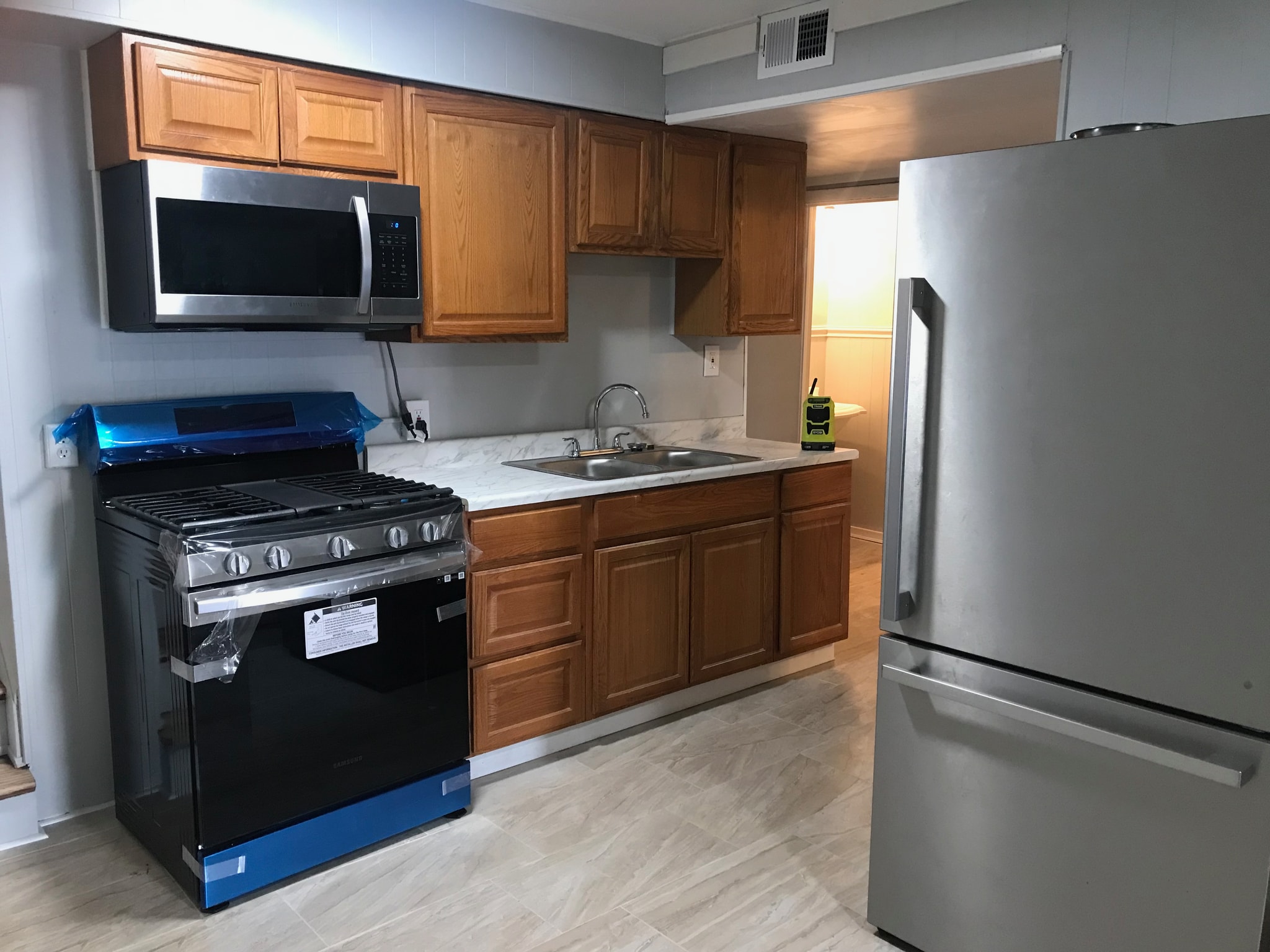 kitchen - 1329 E 23rd St