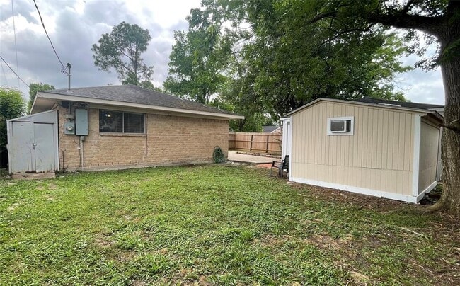 Building Photo - 11326 Sagemeadow Ln