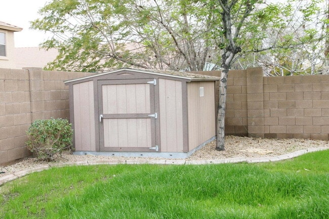 Building Photo - Stone View- Mesquite Vistas Beauty