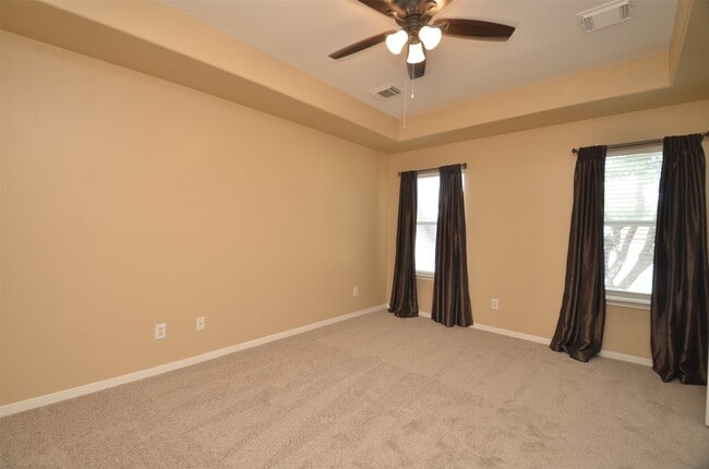 Building Photo - 2911 Meadowglen Cove