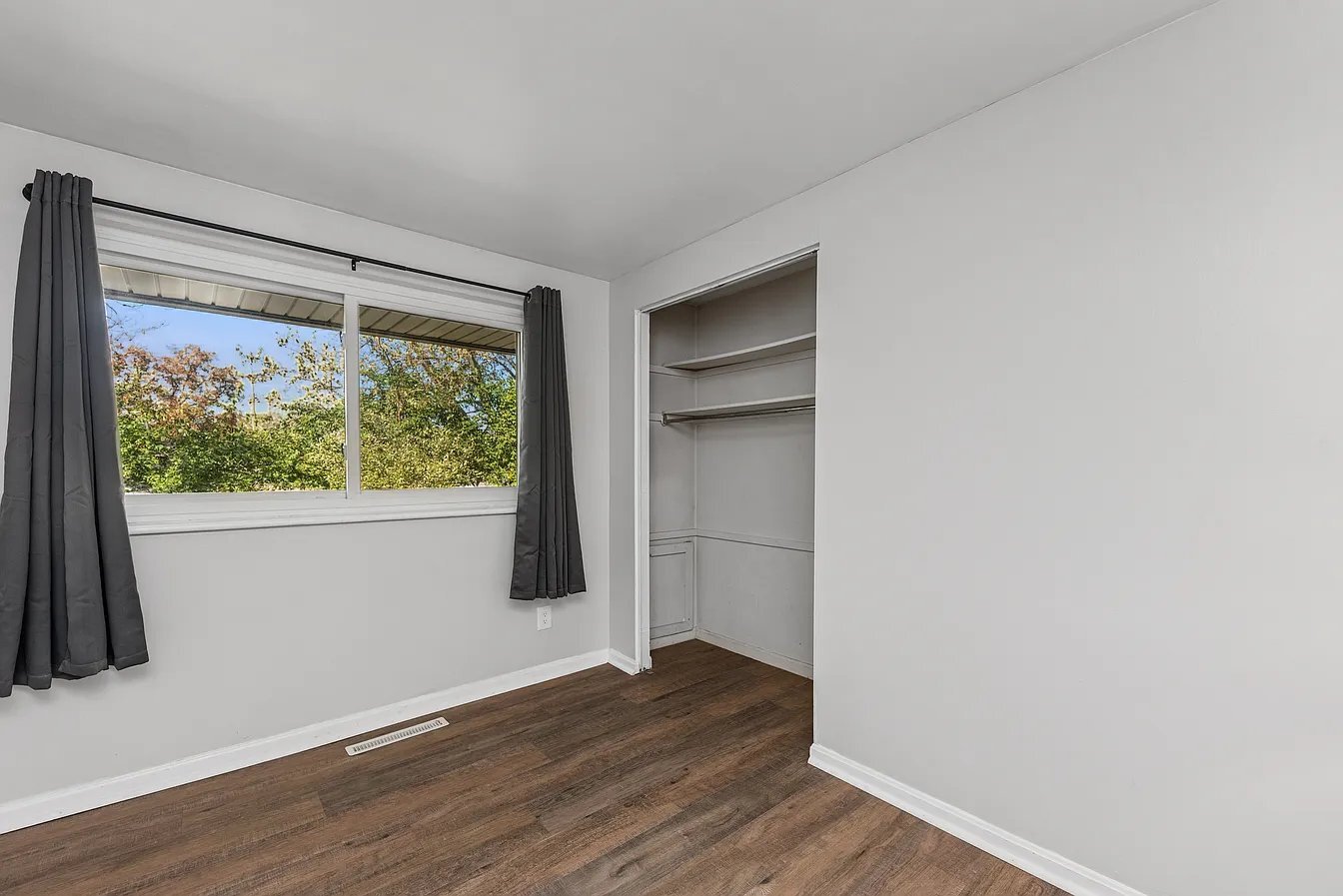 Building Photo - 4036 Haverstraw Dr