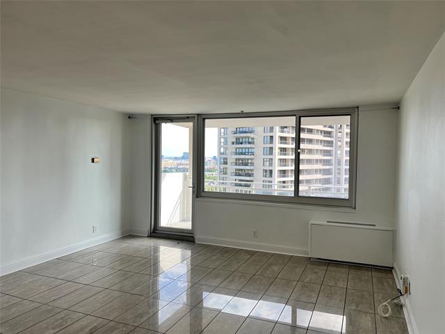 Building Photo - 3883 Turtle Creek Blvd