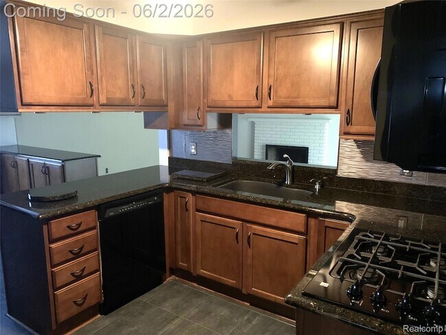 Building Photo - 27208 Hystone Dr