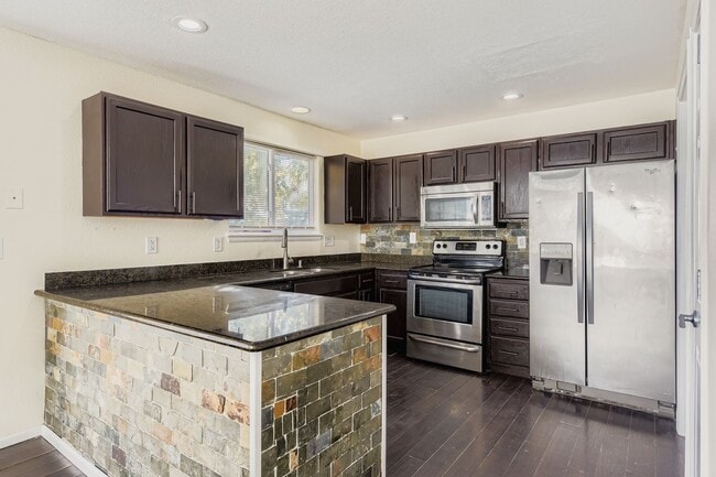 Building Photo - 10382 S Ravenswood Ln