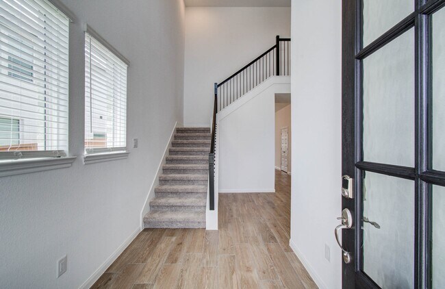 Building Photo - 24811 Harrow Mdw Dr