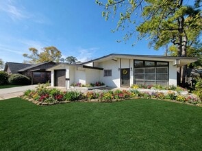 Building Photo - 2318 Ansbury Dr