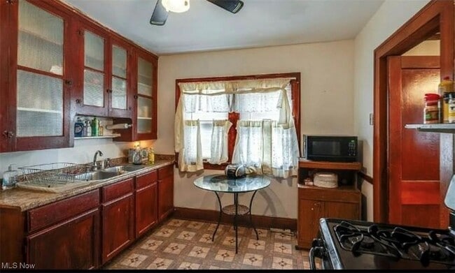 Building Photo - 14300 Darwin Ave